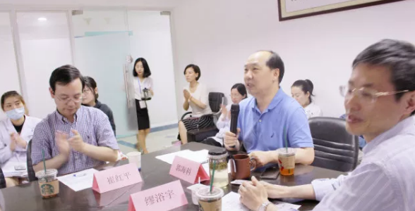 上海和平眼科医院屈光白内障“睛彩会诊时刻-学术沙龙”圆满结束1.png