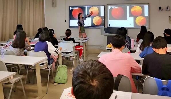 特别表扬特检科她们检查的精准度高得让我意外——深圳华厦眼科医院院长赵铁英教授2.jpg