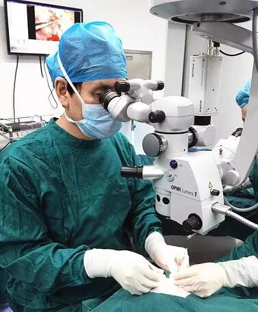 此前在它院植入单焦点晶体的王先生在宜昌华厦眼科医院置换多焦点晶体 术后视觉质量.jpg
