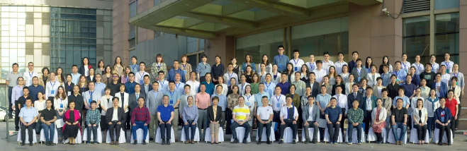 5月8日-9日，华厦眼科医院集团2021年(第五届)眼屈光手术学组会议暨屈光项目运营管理会议在河南郑州隆重召开1.png
