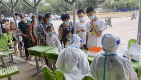 疫情前线！5组镜头带你走进莆田华厦眼科抗疫战场7.png