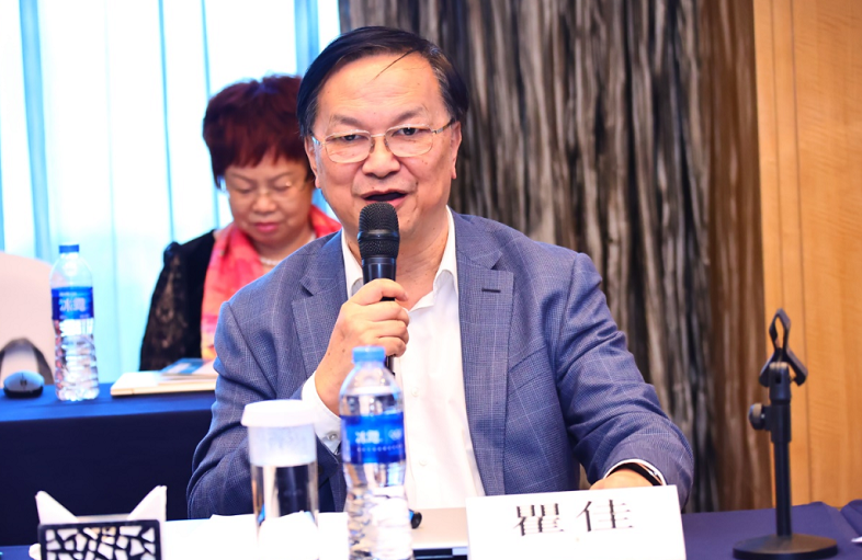 牢固根基，笃行致远！华厦眼科医院集团召开发展战略研讨会4.png