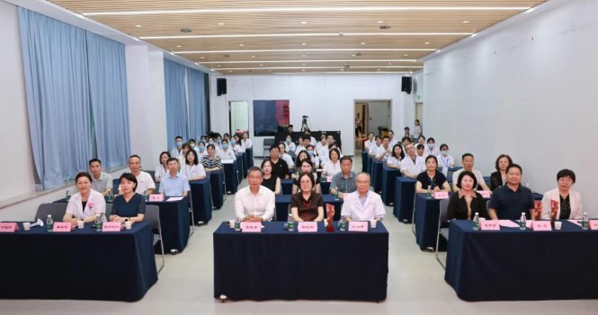德馨于行，技精于勤 | 华厦眼科2025中国医师节庆祝暨表彰大会成功举办