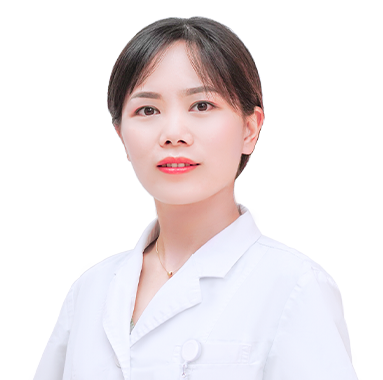 李璐宏